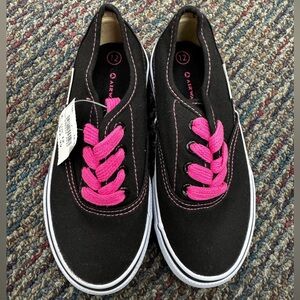 Airwalk shoes